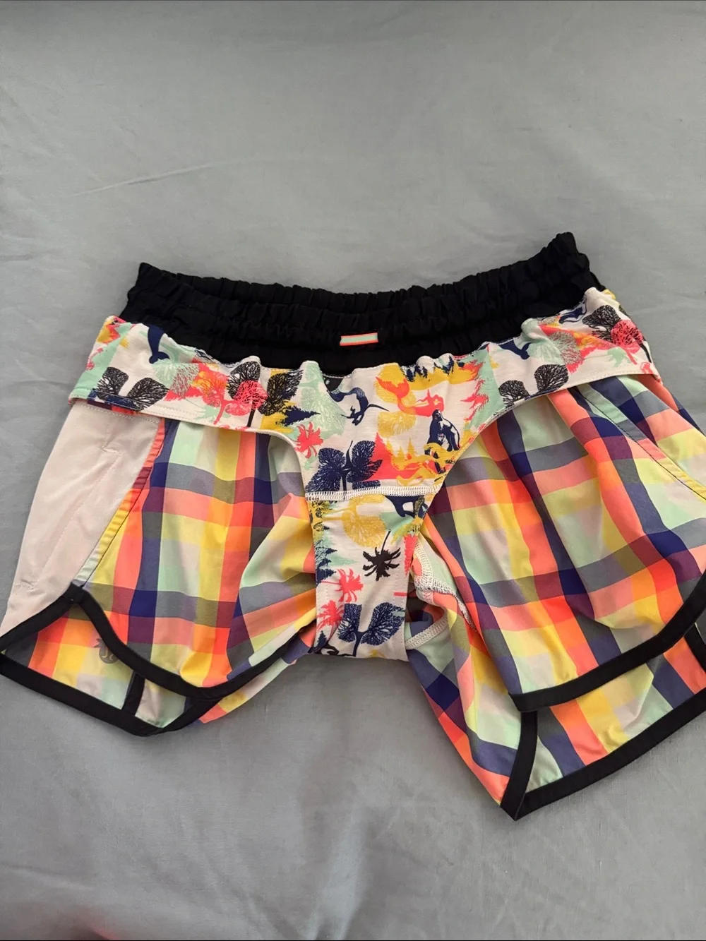 lululemon Neon Plaid Tracker 5 sho Athletic Shorts with liner 4” inseam - Picture 5 of 6